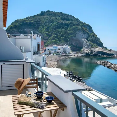 La Perlanera Sant'angelo Sea View