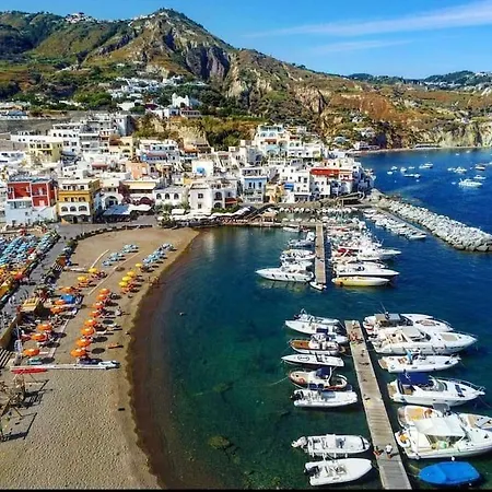 La Perlanera Sant'angelo Sea View Apartment